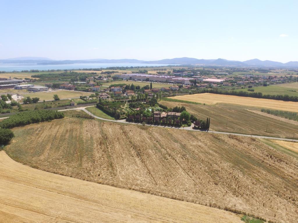 Agriturismo Dolce Verde Кастильоне дел Лаго Екстериор снимка